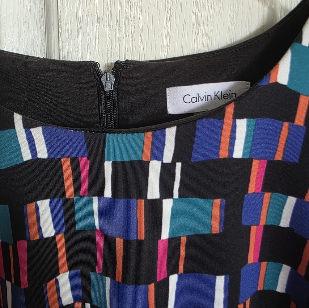 Colorful Geometric Patterned Dress - Picture 2 of 7